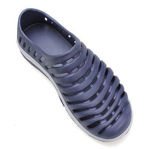 Men Pure Color Hollow Out Breathable Slip On Flat Beach Shoe