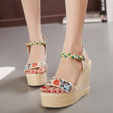 Flower Embroidery Leather National Wind Weave Buckle Peep Toe Platform Sandals