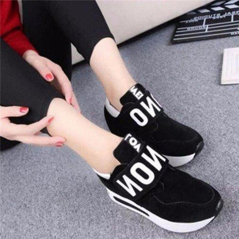 Black White Letter Cloth Hook Loop Flat Running Sport Casual Shoes