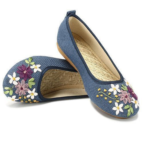 Big Size Flower Print National Wind Slip On Flat Shoes