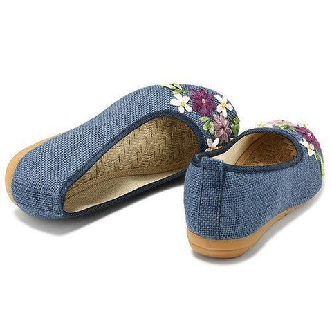 Big Size Flower Print National Wind Slip On Flat Shoes