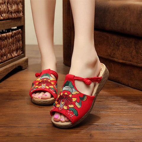 Embroidery Pattern National Wind Hollow Out Slip On Flat Sandals