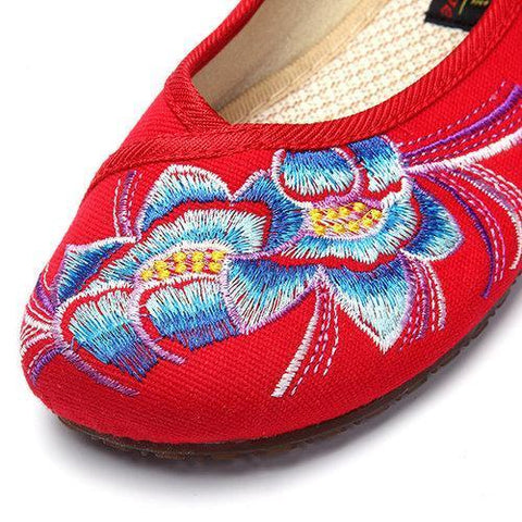 Heel Increasing Flower Flat Slip On Embroidery National Wind Shoes