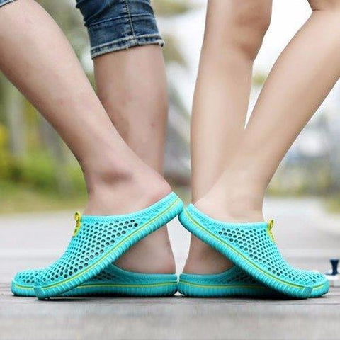 Men Breathable Hollow Out Slip On Flat Beach Slippers