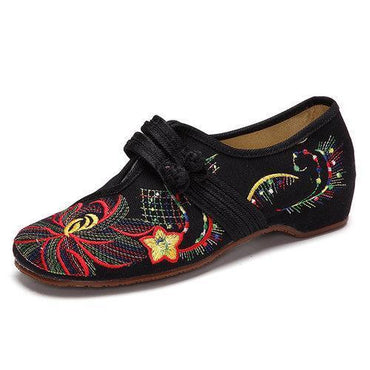 Big Size Flower Embroidered Chinese Knot Vintage Flat Casual Loafers