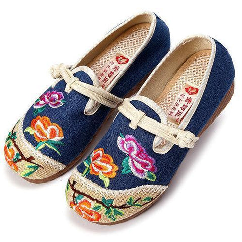 Flower Leaf Embroidered Flat Chinese Knot Canvas Loafers