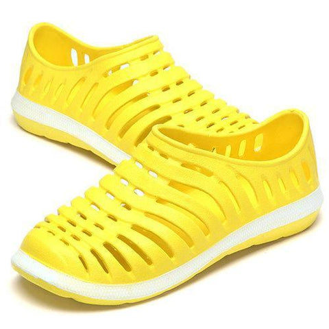 Large Size Hollow Out Breathable Beach Casual Shoes