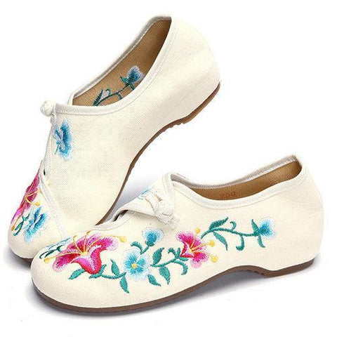 Flower Chinese Knot Retro Embroided Pattern Flat Loafers