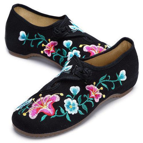 Flower Chinese Knot Retro Embroided Pattern Flat Loafers