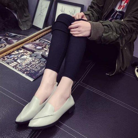 Pure Color Flat Slip On Pointed Toe Casual Shoes