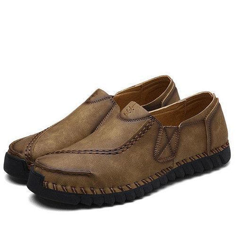 Men Retro Hand Stitching Comfortable Slip Resistant Casual Loafers