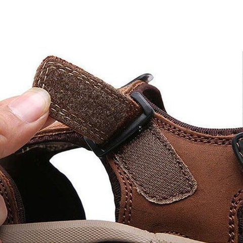 Men Hook-Loop Anti-collision Toe Hiking Sandals