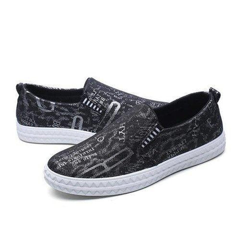 Men Canvas Low-top Breathable Skateboarding Shoes Slip On Casual Trainers