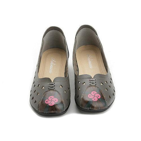 SOCOFY Pattern Hollow Out Breathable Leather Soft Loafers