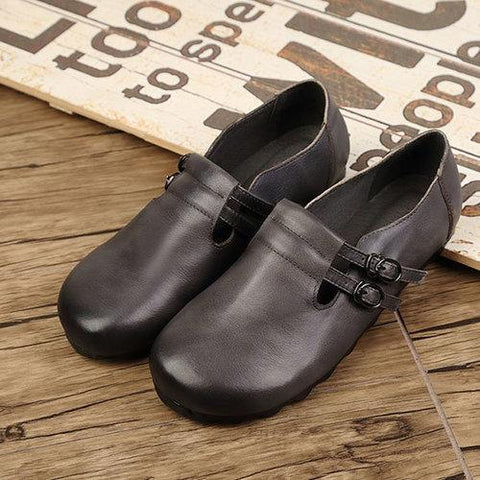 SOCOFY Pure Color Double Buckle Leather Retro Flat Shoes