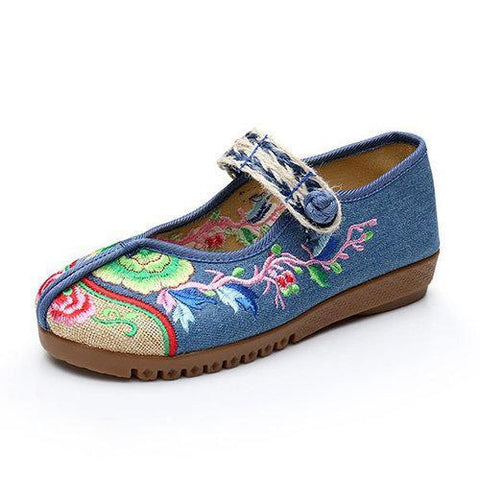 Embroidered Flower Canvas Slip On Flat Vintage Shoes