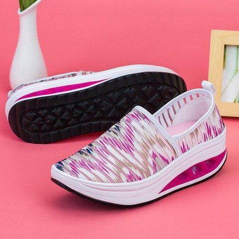 Stripe Elastic Mesh Rocker Sole Shake Shoes For Women