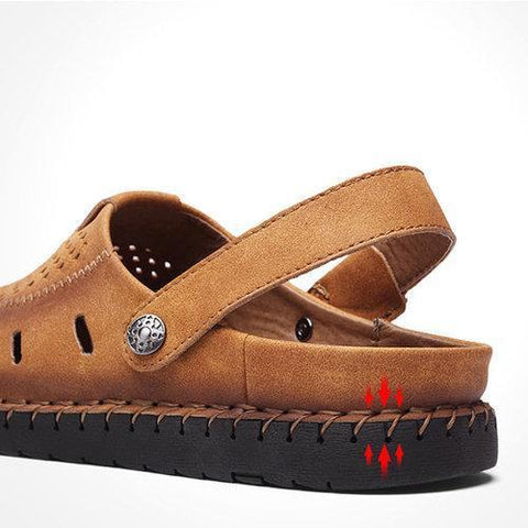 Men Leather Hand Stitching Breathable Hole Toe Protecting Beach Sandals