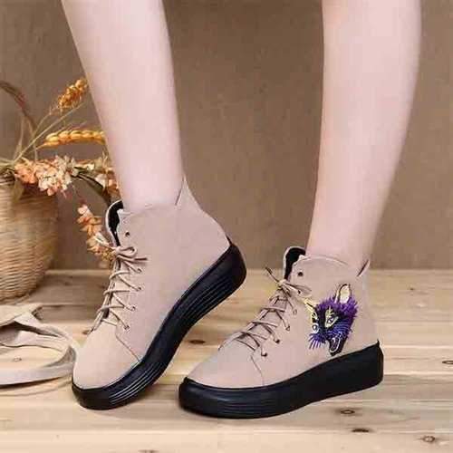 Cat Embroidered Lace Up Platform Casual Short Boots