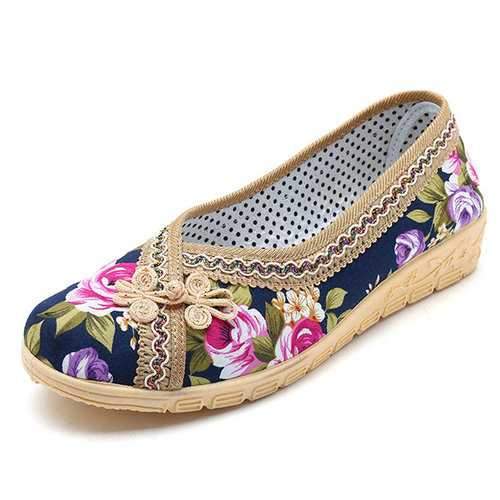 Soft Breathable Flower Embroidered Flat Loafers For Women