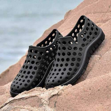 Men Hole Water beach Sandals