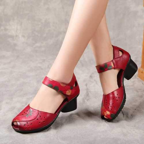 SOCOFY Retro Leather Hollow Out Sandals