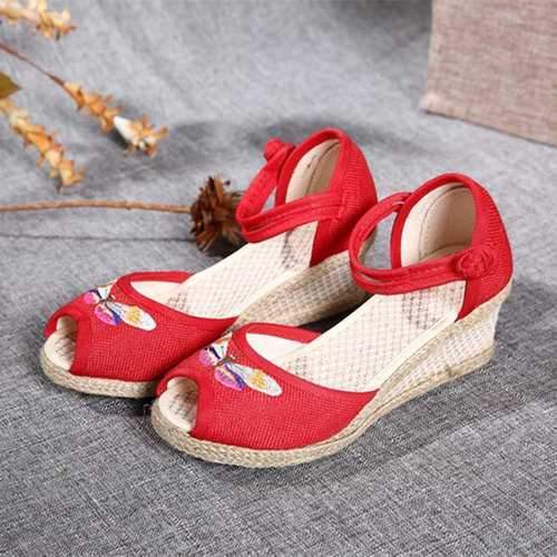 Folkways Wedges Buckle Sandals