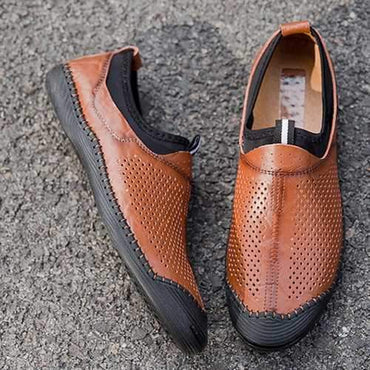 Men Hole Anti-collision Casual Shoes