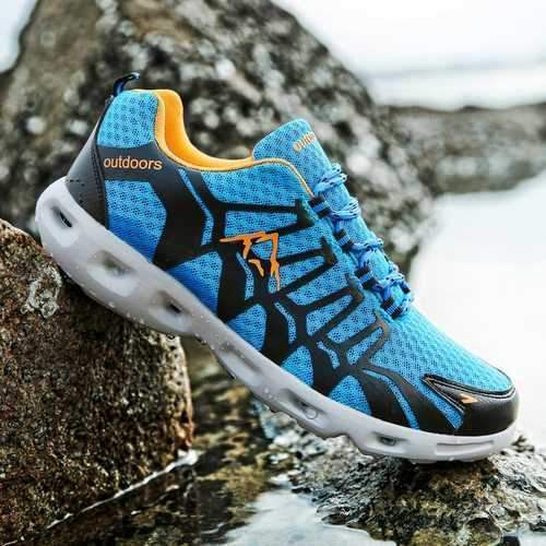 Men Mesh Fabric Upstream Sneakers