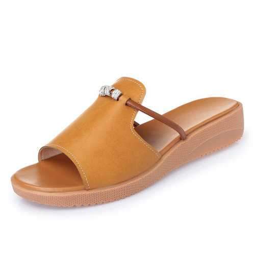 Hollow Out Slip Resistant Slippers